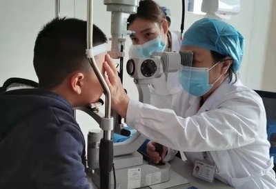 开学季如何让孩子视力“不掉队”?医学验光配镜很重要!