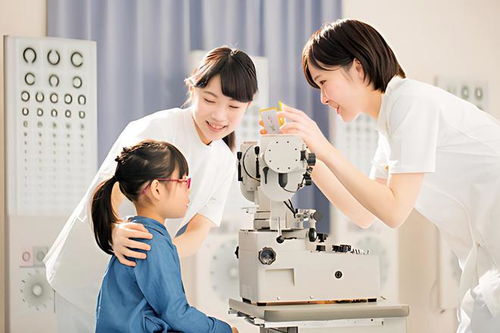 视力的精准呵护 太原视康眼科医学验光vs 眼镜店